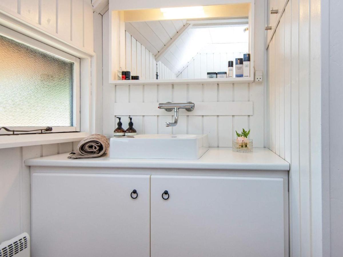 7 Person Holiday Home In R M Vesterhede Extérieur photo